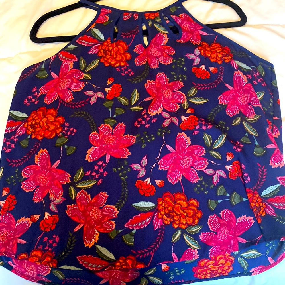 Sleeve less blouse